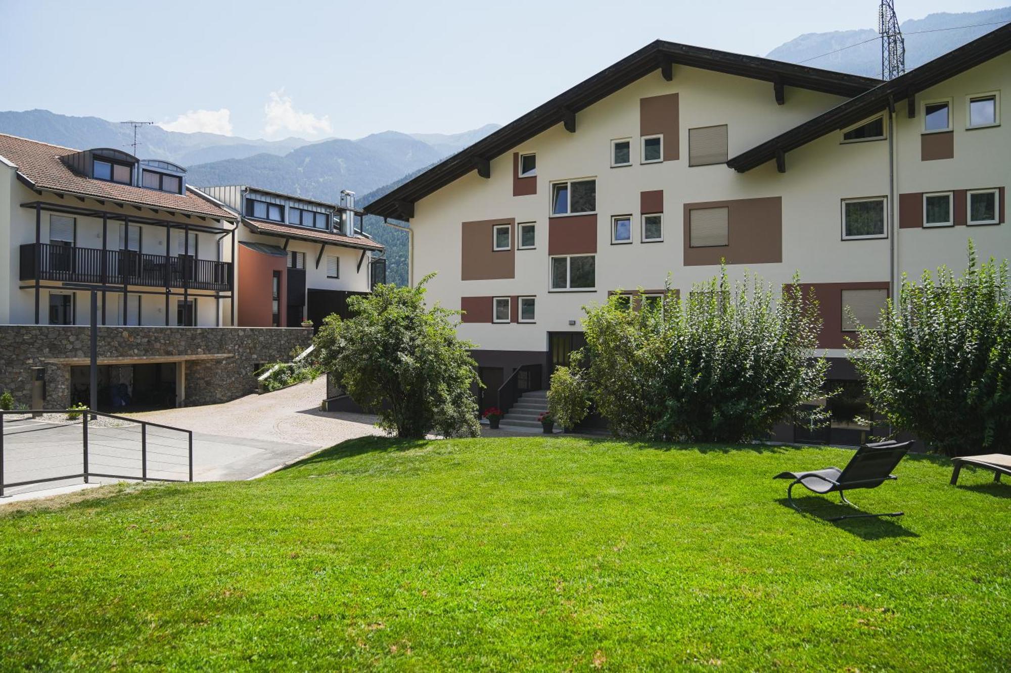Residence Montani Laces Esterno foto