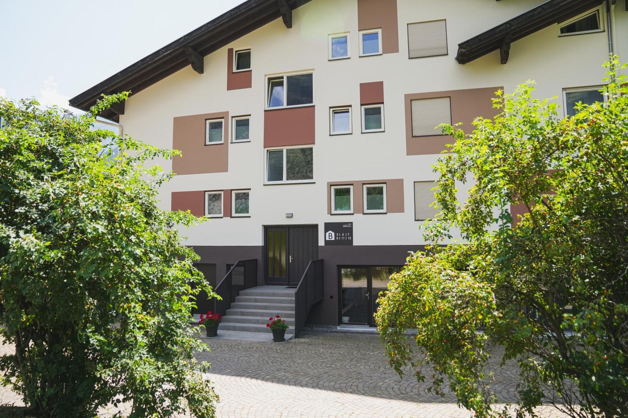 Residence Montani Laces Esterno foto