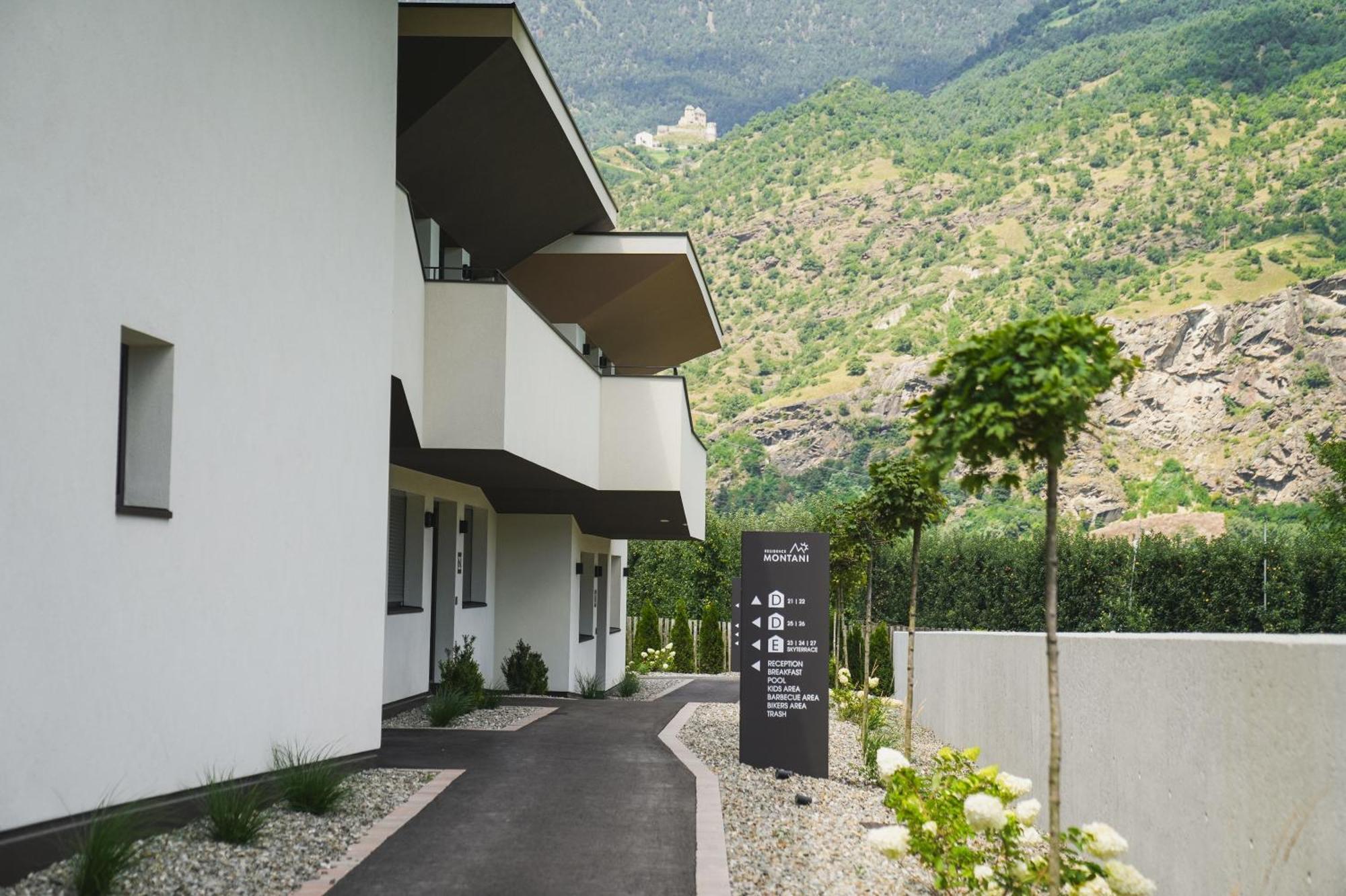 Residence Montani Laces Esterno foto